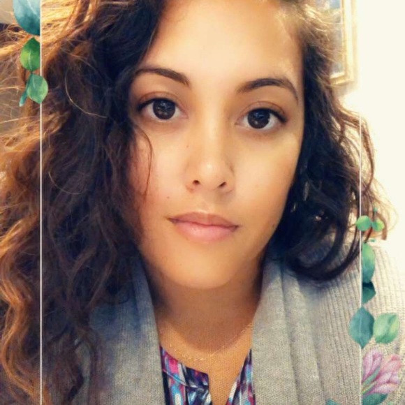 Meet your Posher, Sarah Marie - Picture 5 of 17